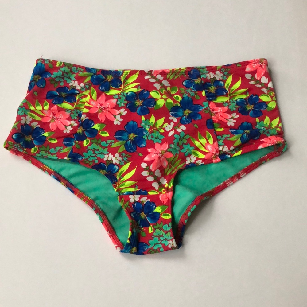 Hollister High Waisted Red & Floral Bikini Swim Bottom Size Extra Small XS